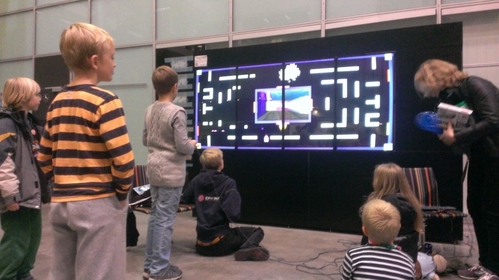 Kids playing PPS at ITU